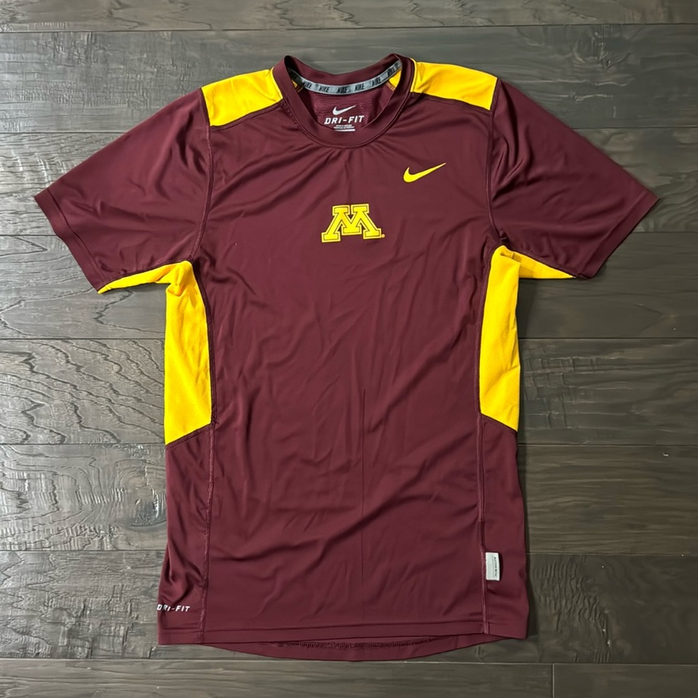 Nike Dri-Fit Authentic NCAA Minnesota Gophers Tshirt Men’s Size XS